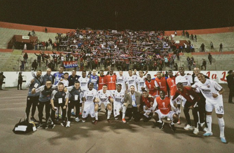 Medellín goleó y es líder en la Copa Sudamericana